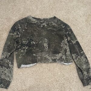 Women’s Cropped Long-Sleeve Top - Olive Camouflage